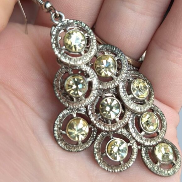 V. Dangling Green Crystal Earrings - Picture 2 of 6